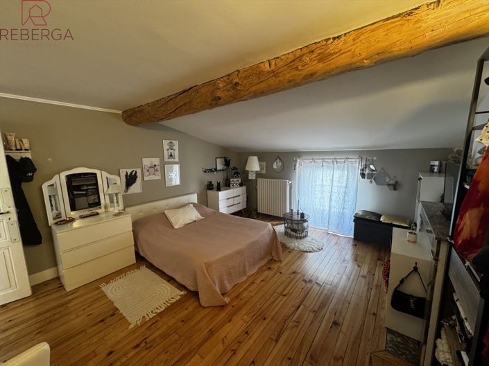 Image No.26-4 Bed House for sale