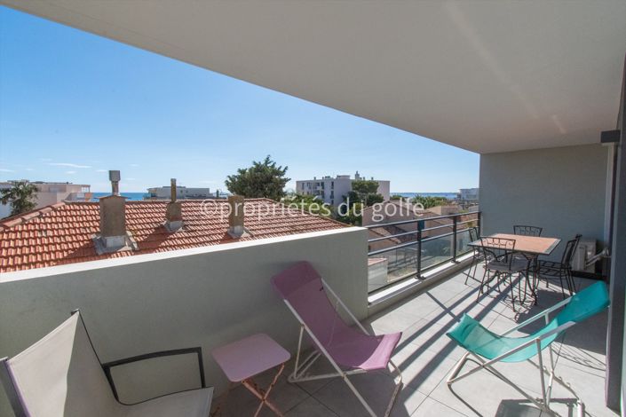 Image No.2-Appartement de 2 chambres à vendre à Sète