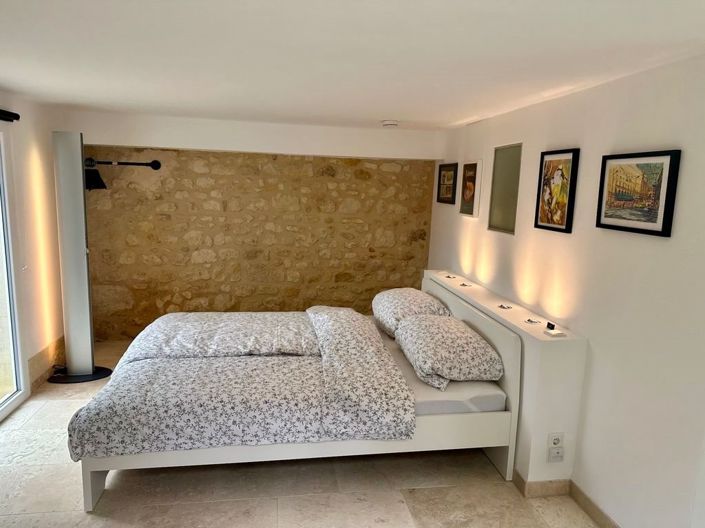 Image No.15-6 Bed House for sale