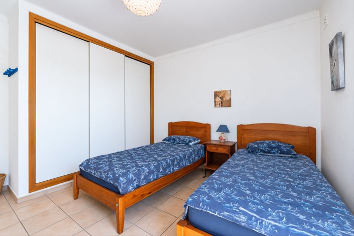 Image No.19-3 Bed House for sale