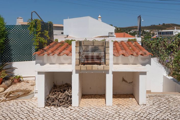 Image No.24-3 Bed House for sale