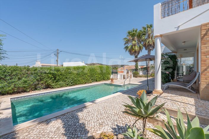 Image No.28-3 Bed House for sale