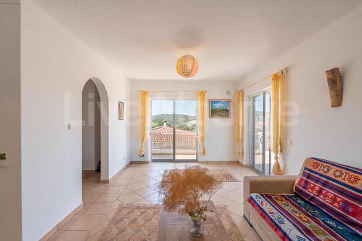 Image No.32-3 Bed House for sale