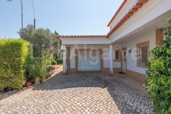 Image No.43-3 Bed House for sale