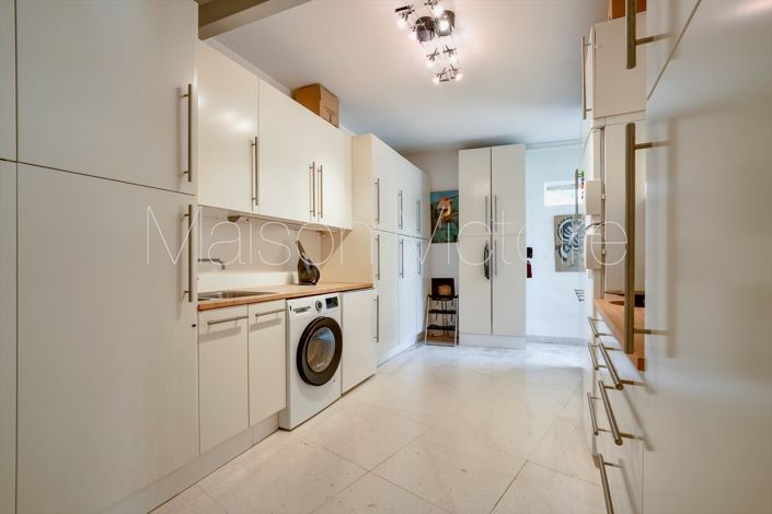 Image No.22-4 Bed House for sale