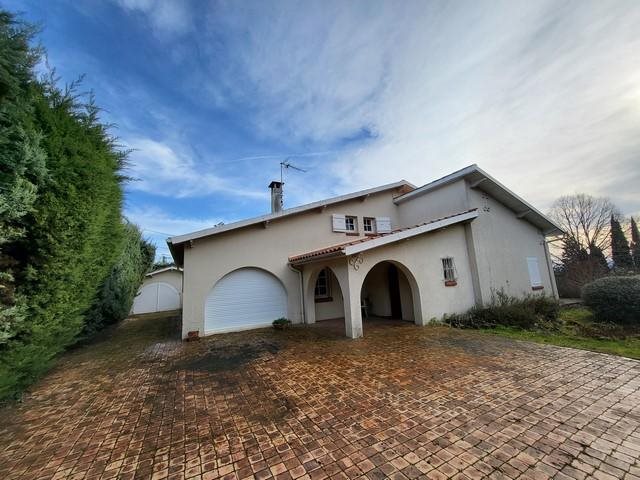 Image No.16-4 Bed House for sale