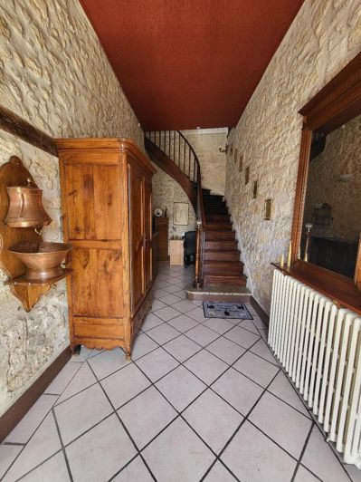 Image No.3-3 Bed House for sale