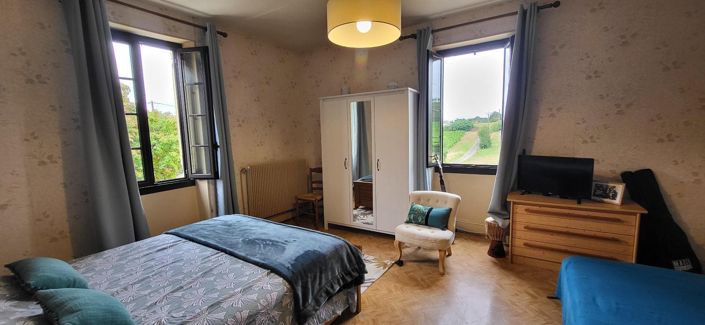 Image No.18-3 Bed House for sale