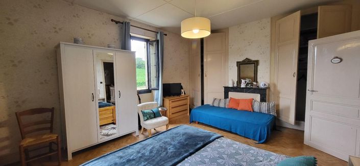 Image No.19-3 Bed House for sale