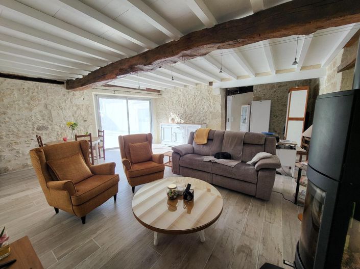 Image No.12-4 Bed House for sale
