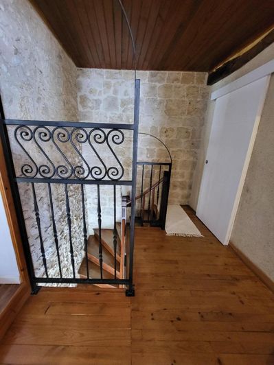 Image No.23-4 Bed House for sale