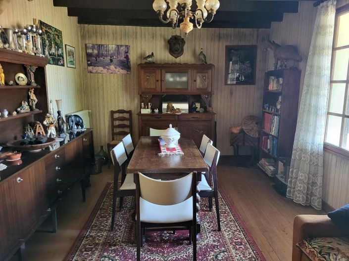 Image No.5-2 Bed House for sale