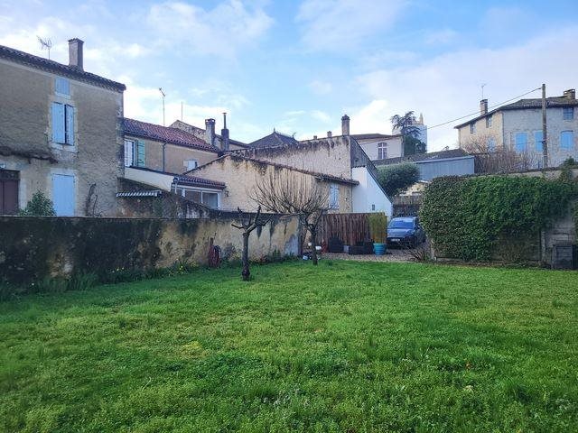 Image No.12-2 Bed House for sale