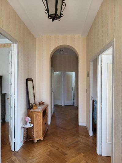 Image No.21-3 Bed House for sale