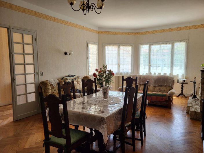 Image No.4-3 Bed House for sale