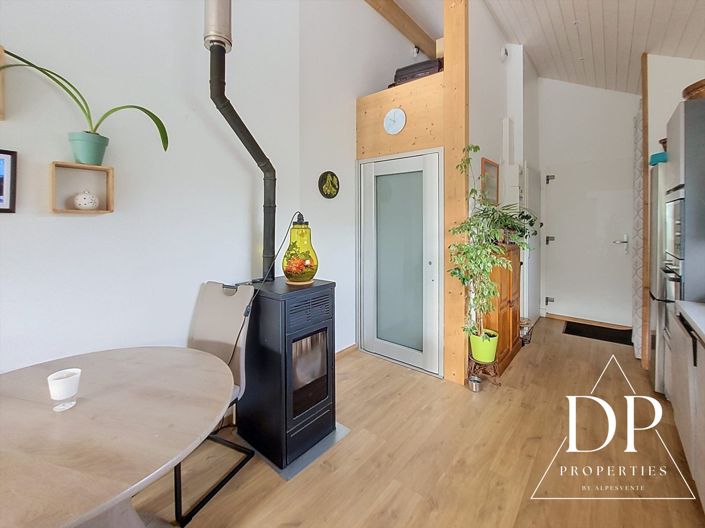 Image No.20-5 Bed House for sale