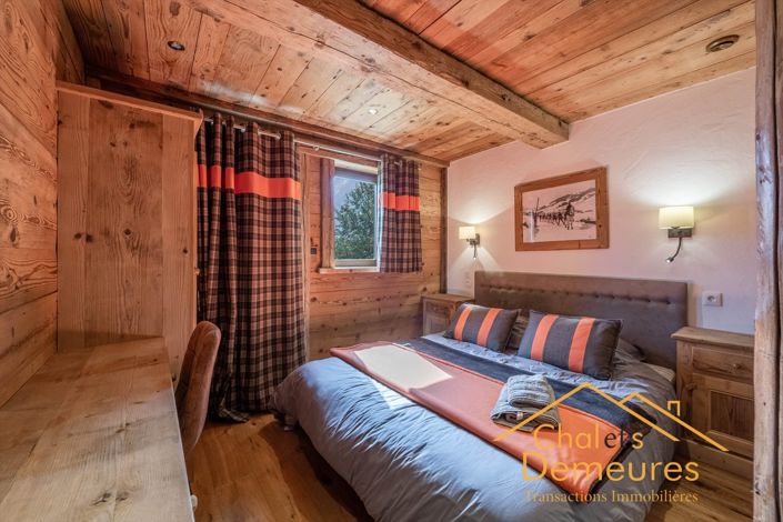 Image No.14-6 Bed House for sale