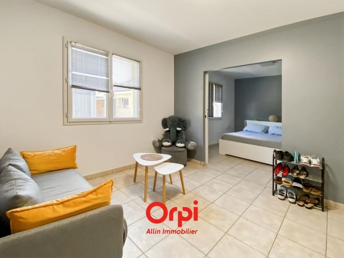 Image No.13-4 Bed House for sale