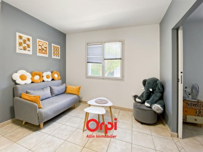 Image No.16-4 Bed House for sale