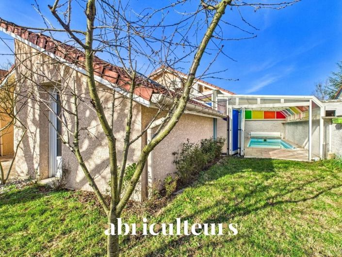 Image No.2-5 Bed House for sale