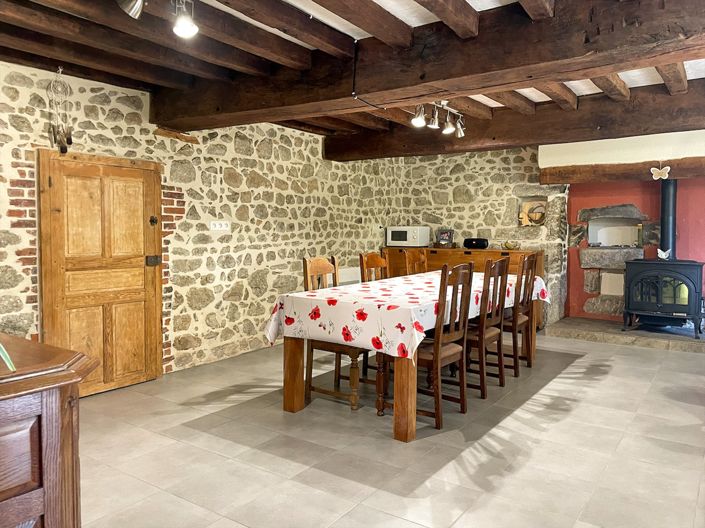 Image No.8-3 Bed House for sale