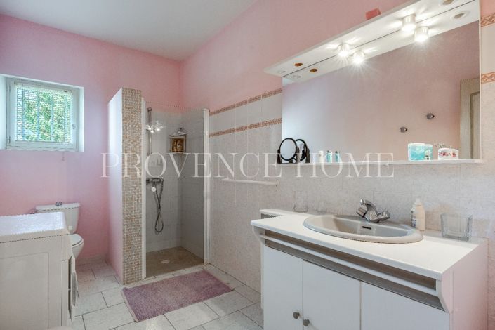 Image No.15-3 Bed House for sale