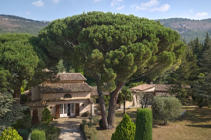 Image No.4-6 Bed House for sale
