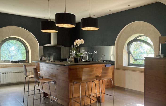 Image No.5-5 Bed House for sale
