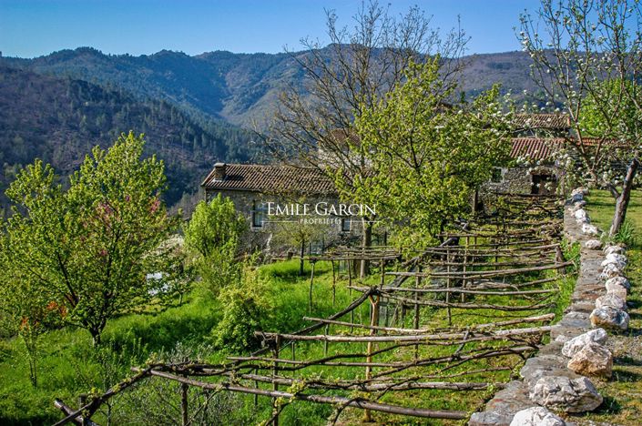 Image No.3-Maison de 7 chambres à vendre à Le Collet-de-Dèze
