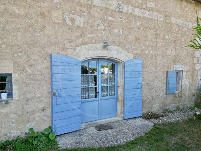 Image No.14-6 Bed House for sale