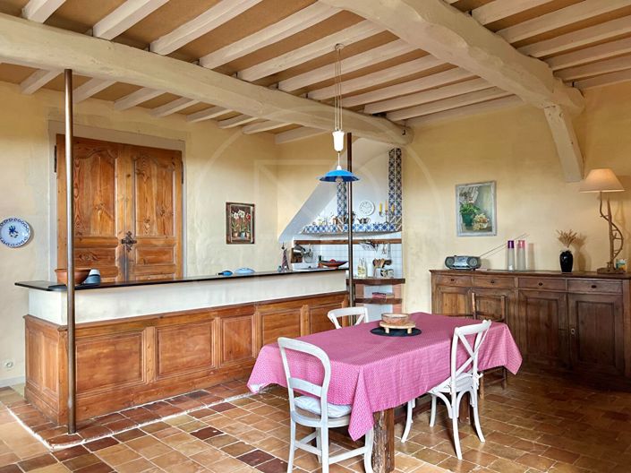 Image No.7-6 Bed House for sale