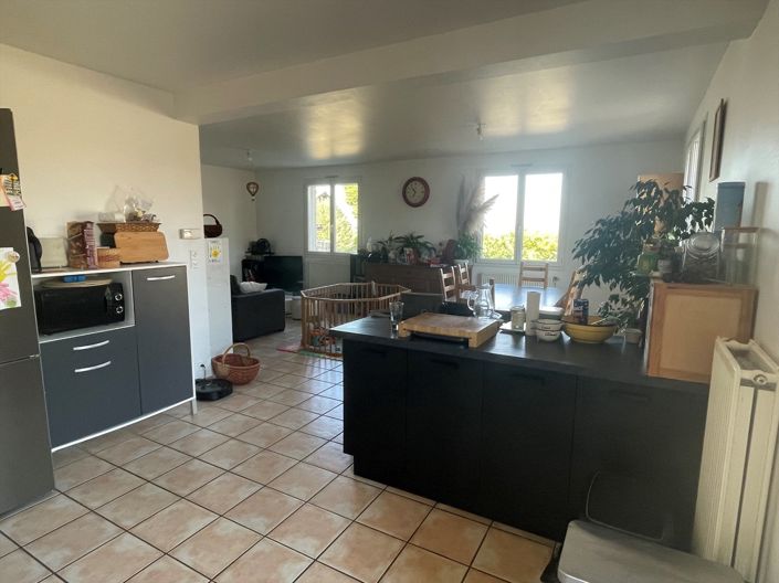 Image No.3-4 Bed House for sale