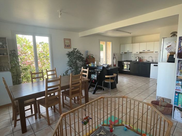 Image No.4-4 Bed House for sale