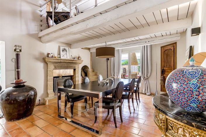 Image No.10-4 Bed House for sale