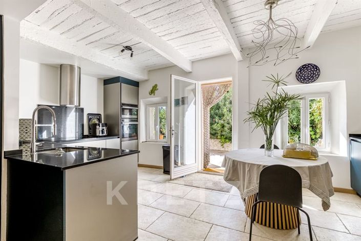 Image No.14-4 Bed House for sale