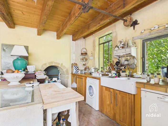 Image No.15-6 Bed House for sale