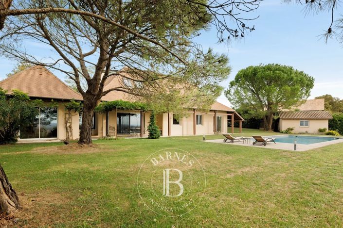 Image No.4-5 Bed House for sale