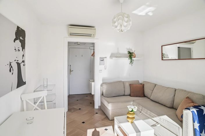 Image No.6-Apartment for sale