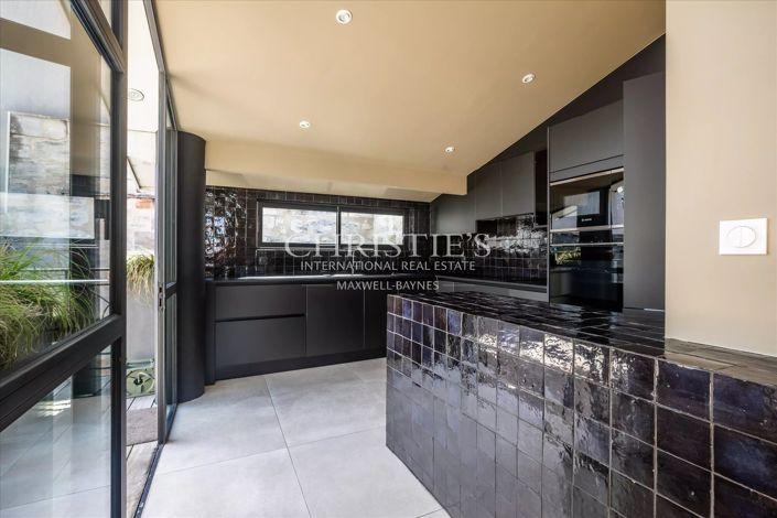Image No.3-3 Bed Apartment for sale