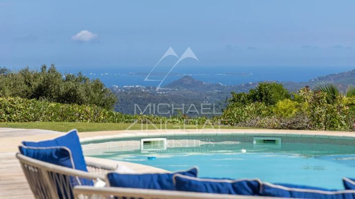 Image No.2-4 Bed House for sale
