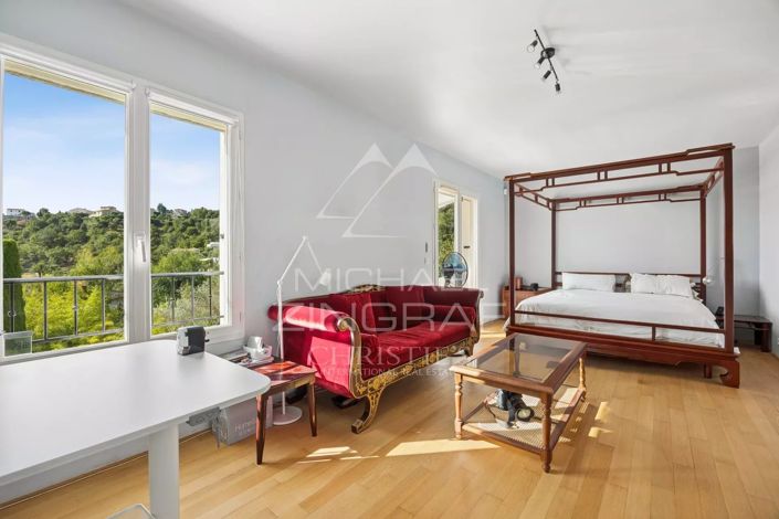 Image No.5-4 Bed House for sale