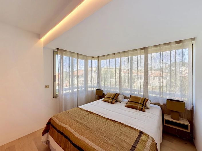 Image No.15-3 Bed Apartment for sale