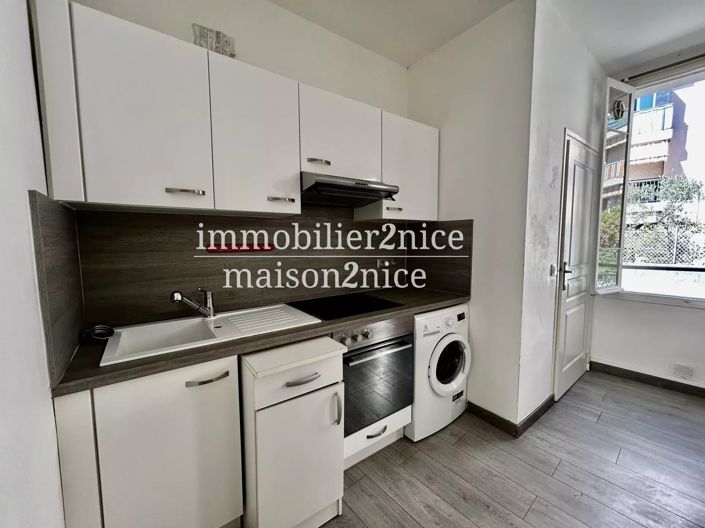 Image No.2-Appartement de 1 chambre à vendre à Nice