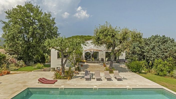 Image No.3-6 Bed House for sale