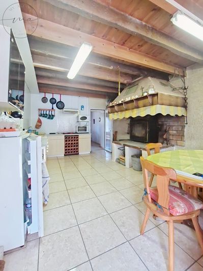 Image No.3-2 Bed House for sale