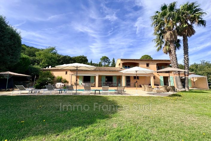 Image No.7-4 Bed House for sale