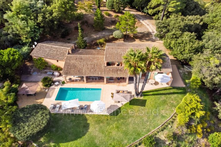 Image No.8-4 Bed House for sale