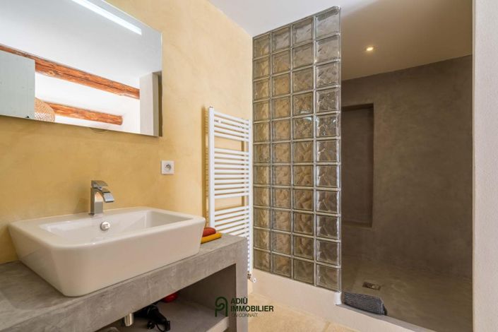 Image No.12-7 Bed House for sale