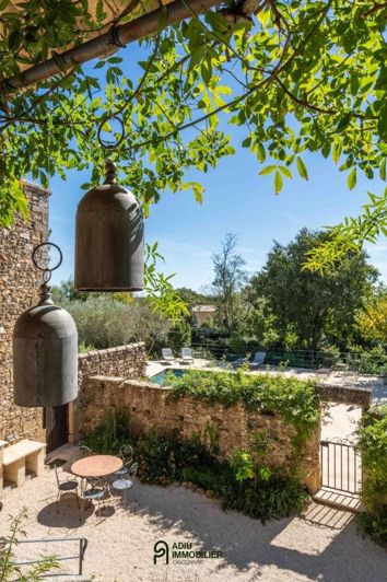 Image No.24-7 Bed House for sale
