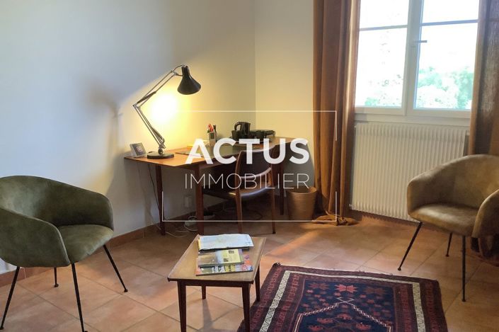 Image No.15-5 Bed House for sale